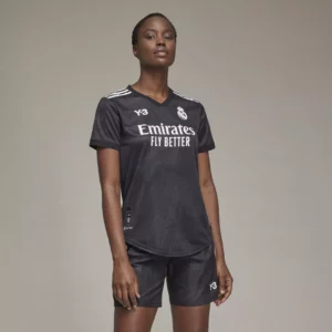 Camiseta cuarta equipación Real Madrid 22/23