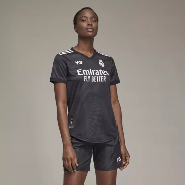 Camiseta Cuarta Equipación Real Madrid 22/23 En Oferta Camiseta Cuarta Equipación Real Madrid 22/23